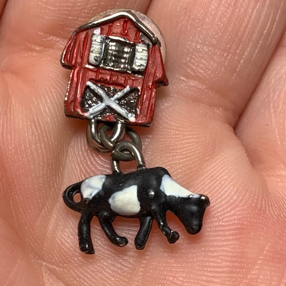 Vintage La Rage Barn & Cow Dangle Earrings - Picture 8 of 9